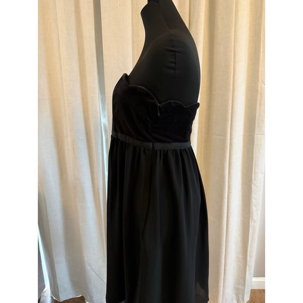 LIMITED EDITION BLACK STRAPLESS DRESS SIZE 6 - Picture 3 of 6